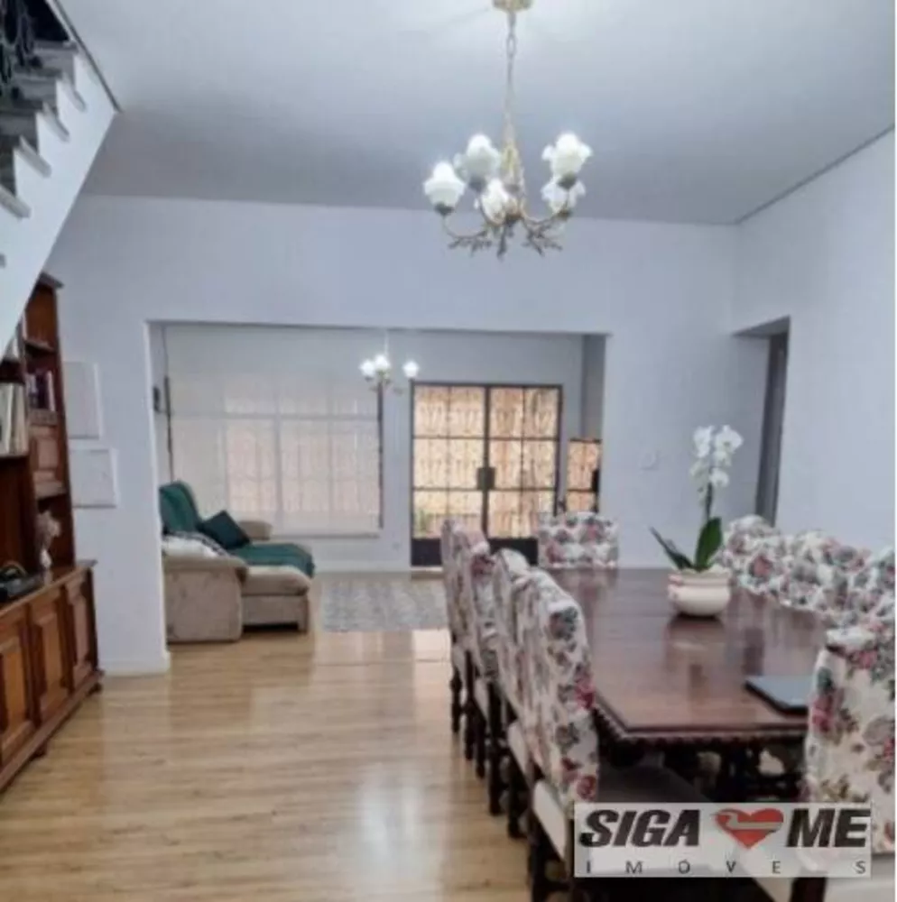 Casa à venda com 3 quartos, 270m² - Foto 3