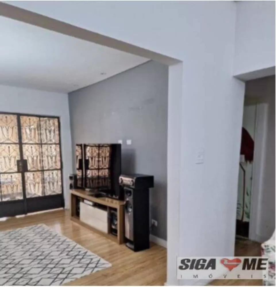 Casa à venda com 3 quartos, 270m² - Foto 2