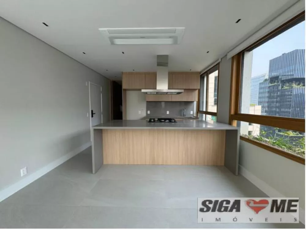 Apartamento para alugar com 3 quartos, 147m² - Foto 1