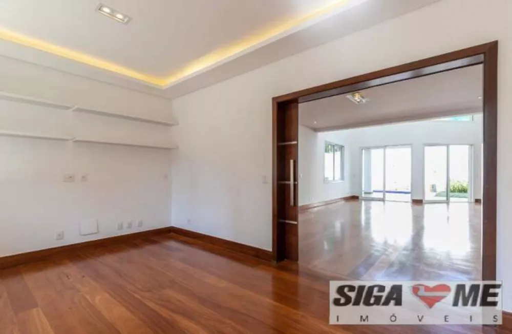 Casa à venda com 4 quartos, 958m² - Foto 4