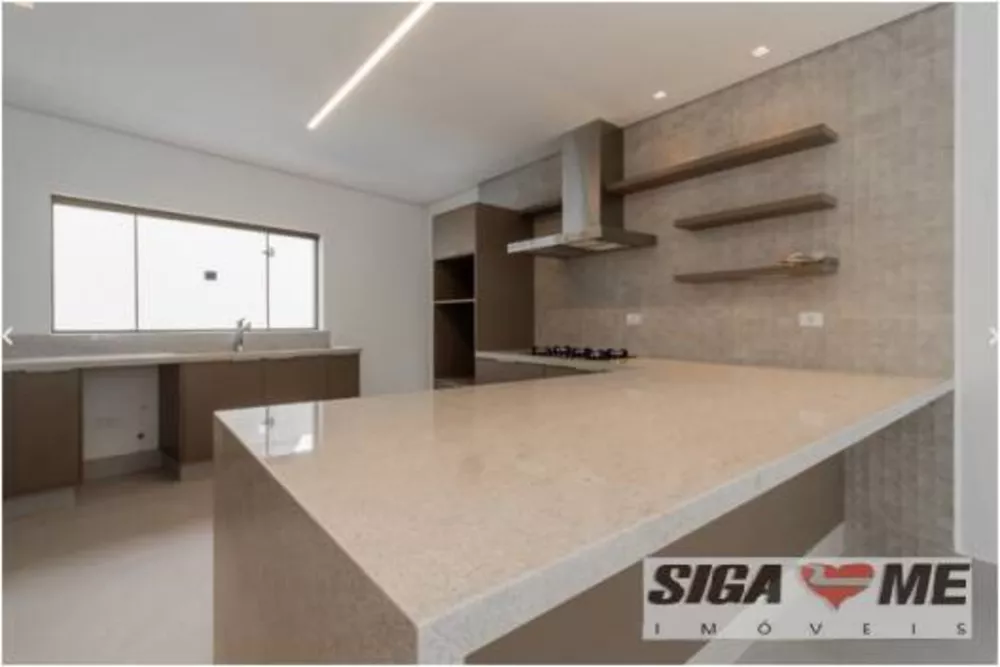 Casa à venda com 5 quartos, 650m² - Foto 3