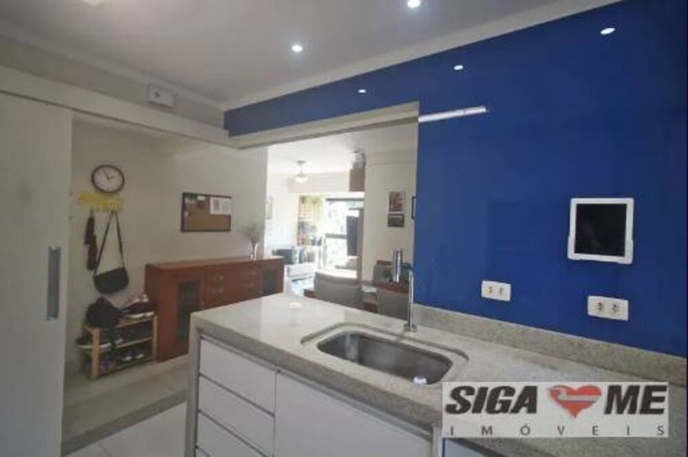 Apartamento à venda com 3 quartos, 80m² - Foto 4