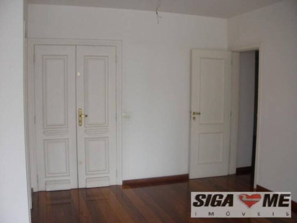 Apartamento para alugar com 4 quartos, 360m² - Foto 7