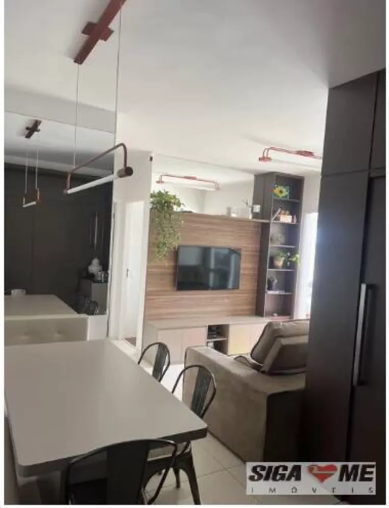 Apartamento à venda com 2 quartos, 76m² - Foto 4