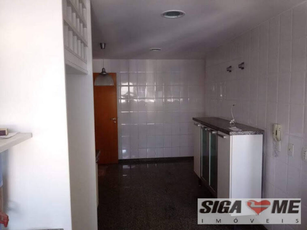 Apartamento à venda com 2 quartos, 170m² - Foto 11