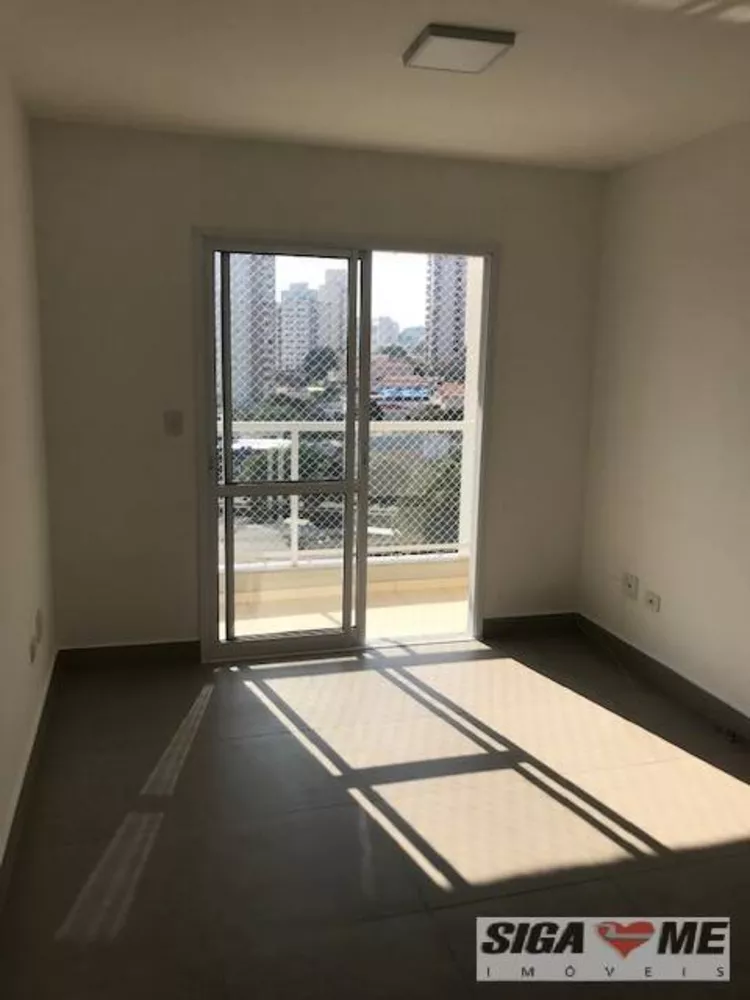 Apartamento à venda com 2 quartos, 62m² - Foto 2