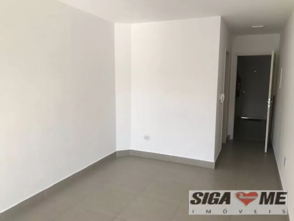 Apartamento à venda com 2 quartos, 62m² - Foto 3