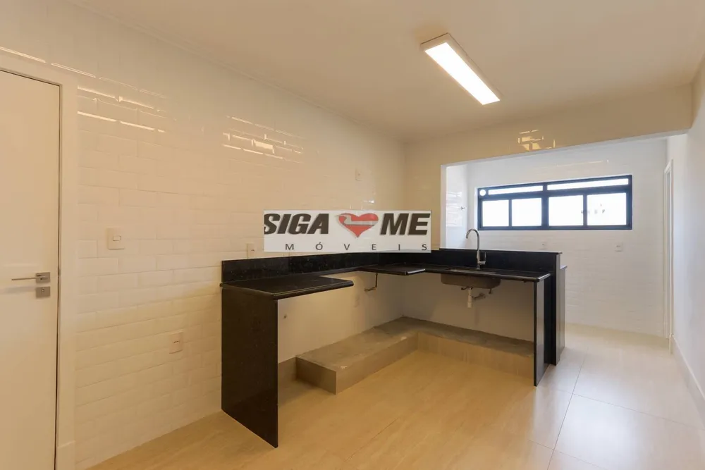 Cobertura, 3 quartos, 248 m² - Foto 2