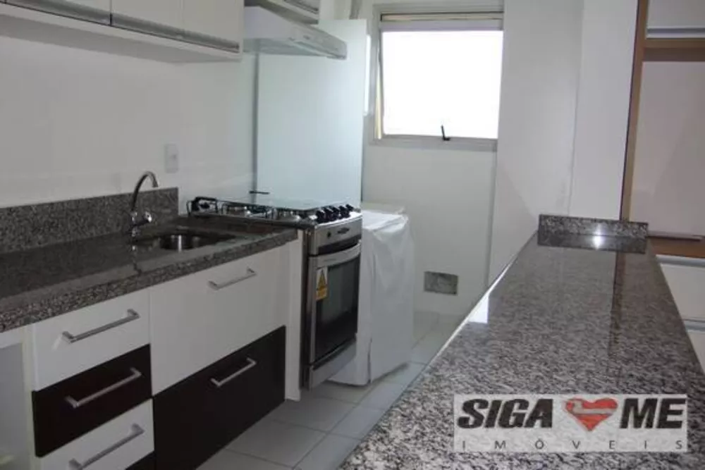 Apartamento para alugar com 2 quartos, 70m² - Foto 4