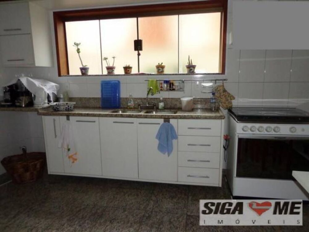 Sobrado, 4 quartos, 309 m² - Foto 9
