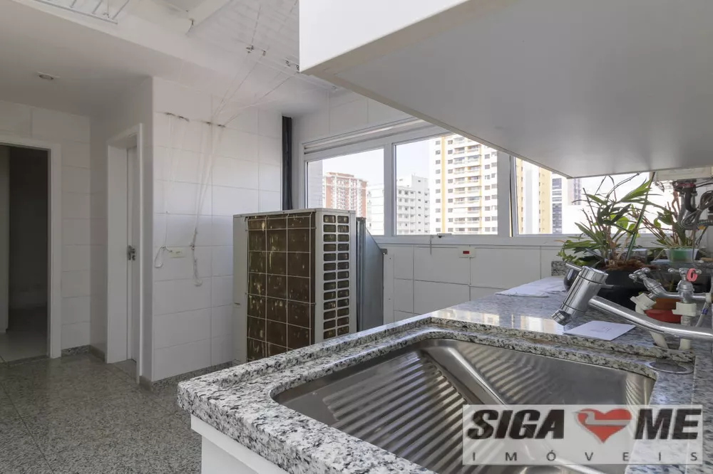 Apartamento à venda com 3 quartos, 267m² - Foto 5