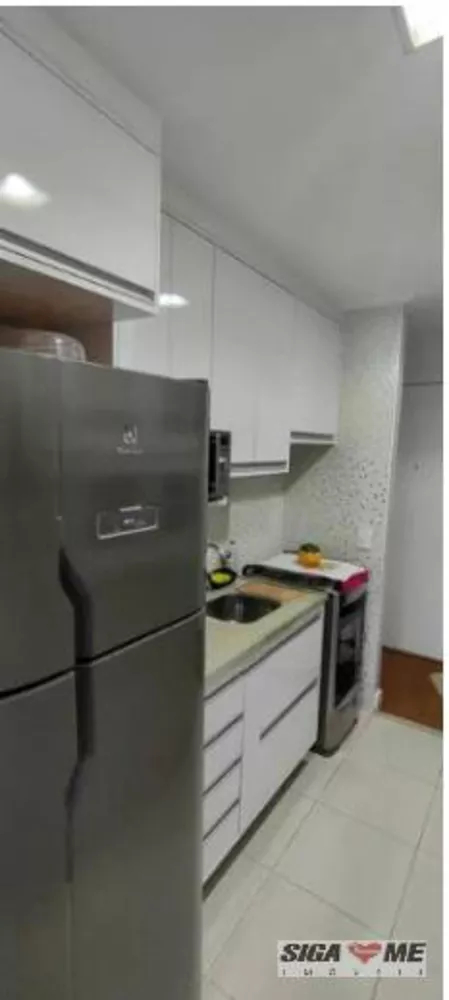 Apartamento à venda com 2 quartos, 70m² - Foto 4