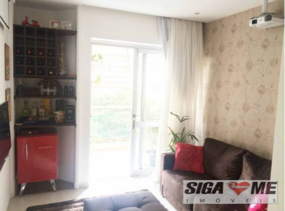 Apartamento à venda com 5 quartos, 210m² - Foto 4