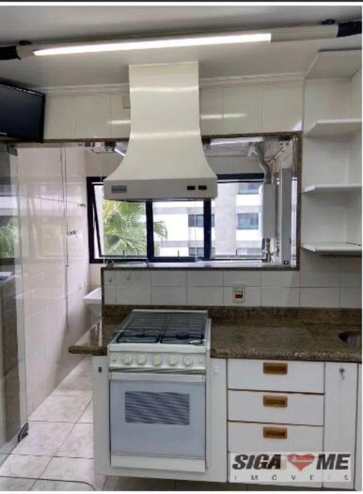 Apartamento à venda com 4 quartos, 155m² - Foto 3