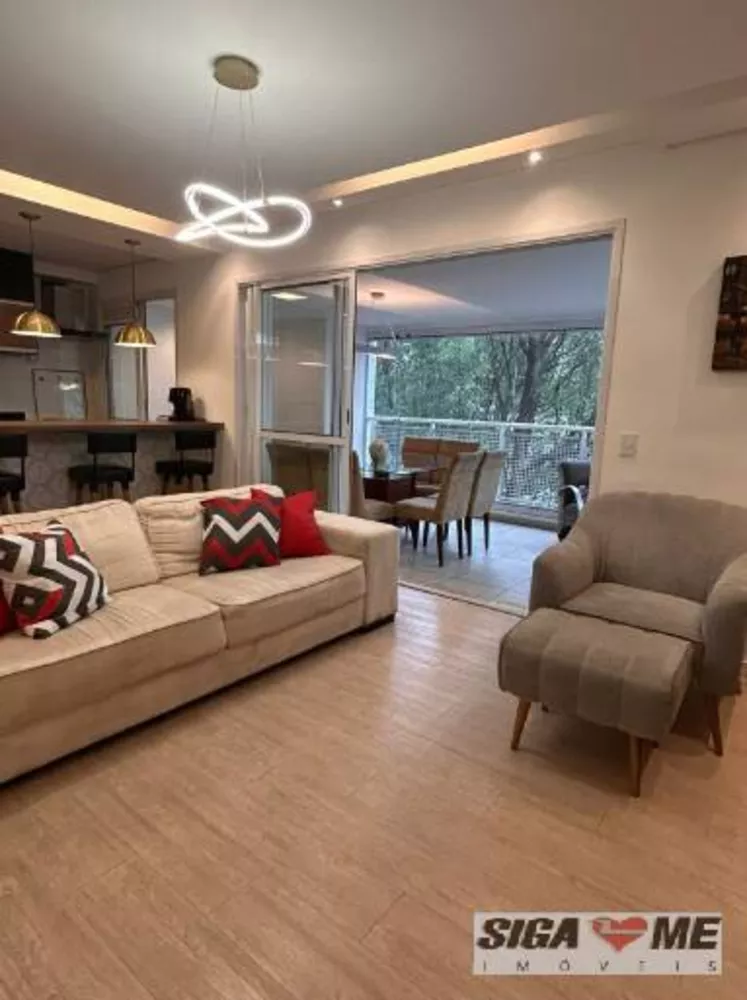 Apartamento à venda com 3 quartos, 109m² - Foto 1