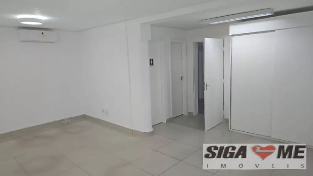 Casa à venda e aluguel com 9 quartos, 237m² - Foto 2