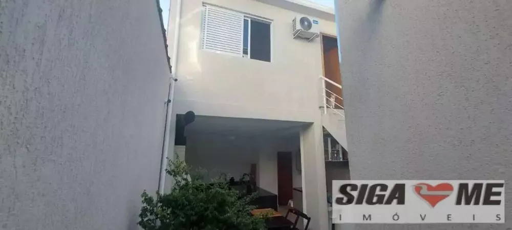 Casa à venda com 3 quartos, 160m² - Foto 3