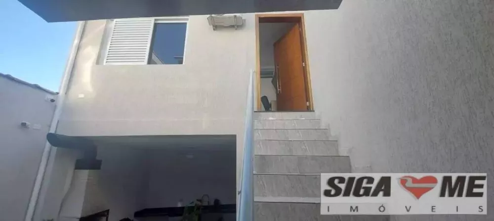 Casa à venda com 3 quartos, 160m² - Foto 4