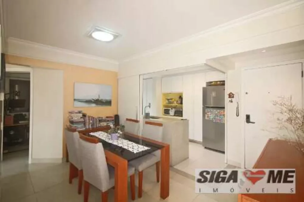 Apartamento à venda com 3 quartos, 80m² - Foto 4