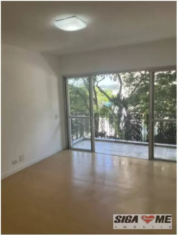 Apartamento à venda com 3 quartos, 107m² - Foto 1