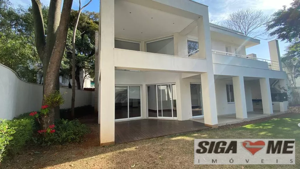 Casa à venda com 4 quartos, 857m² - Foto 1