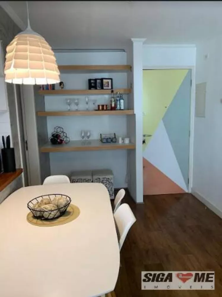 Apartamento à venda com 2 quartos, 55m² - Foto 4