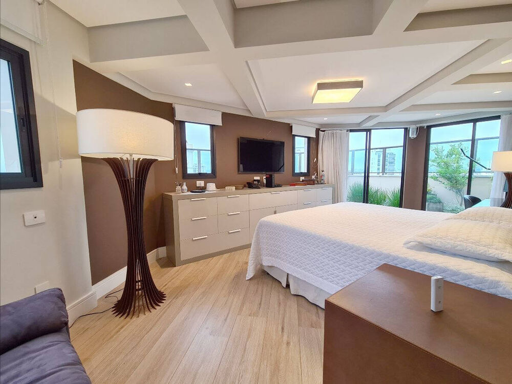 Cobertura à venda com 4 quartos, 310m² - Foto 4