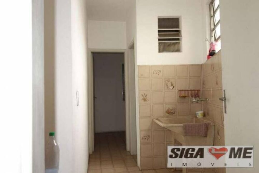 Casa à venda com 3 quartos, 232m² - Foto 2
