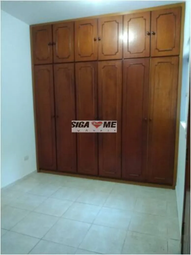 Casa, 3 quartos, 202 m² - Foto 3