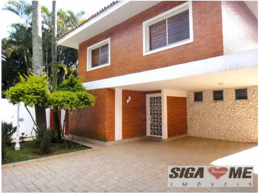 Casa à venda e aluguel com 4 quartos, 450m² - Foto 2