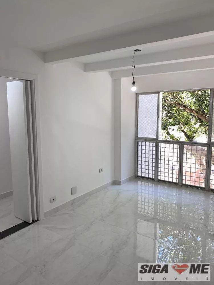 Apartamento à venda com 1 quarto, 70m² - Foto 1