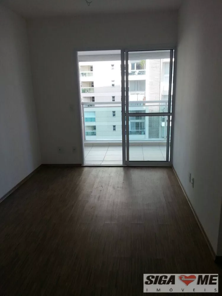 Apartamento à venda com 1 quarto, 49m² - Foto 2