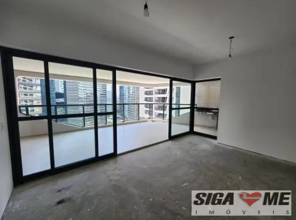 Apartamento à venda com 3 quartos, 162m² - Foto 2