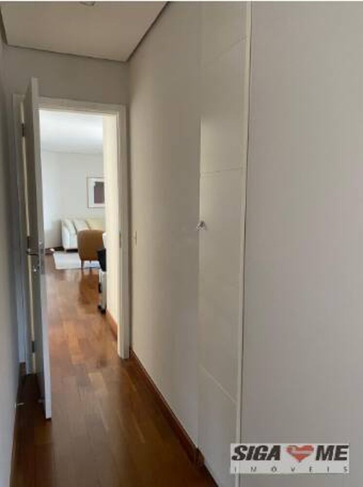 Apartamento para alugar com 3 quartos, 137m² - Foto 5