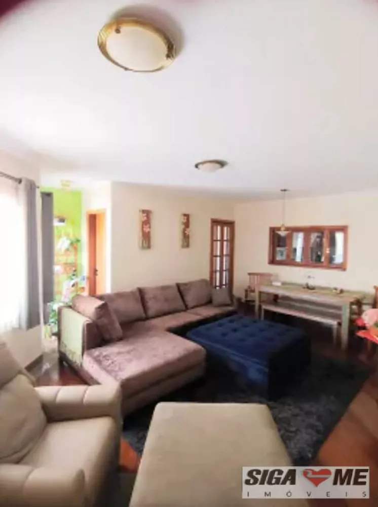 Apartamento à venda com 3 quartos, 135m² - Foto 1