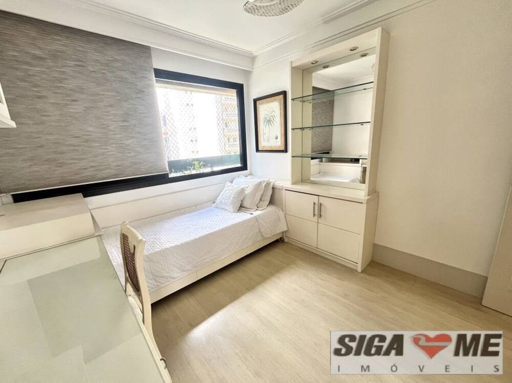 Apartamento para alugar com 4 quartos, 147m² - Foto 7