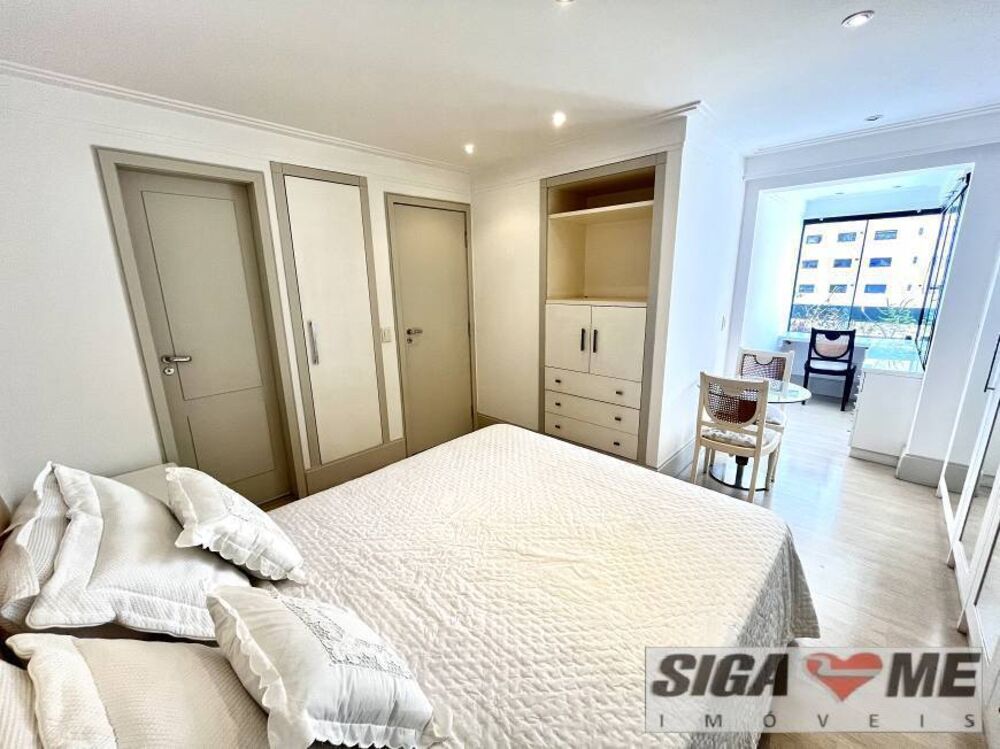 Apartamento para alugar com 4 quartos, 147m² - Foto 5