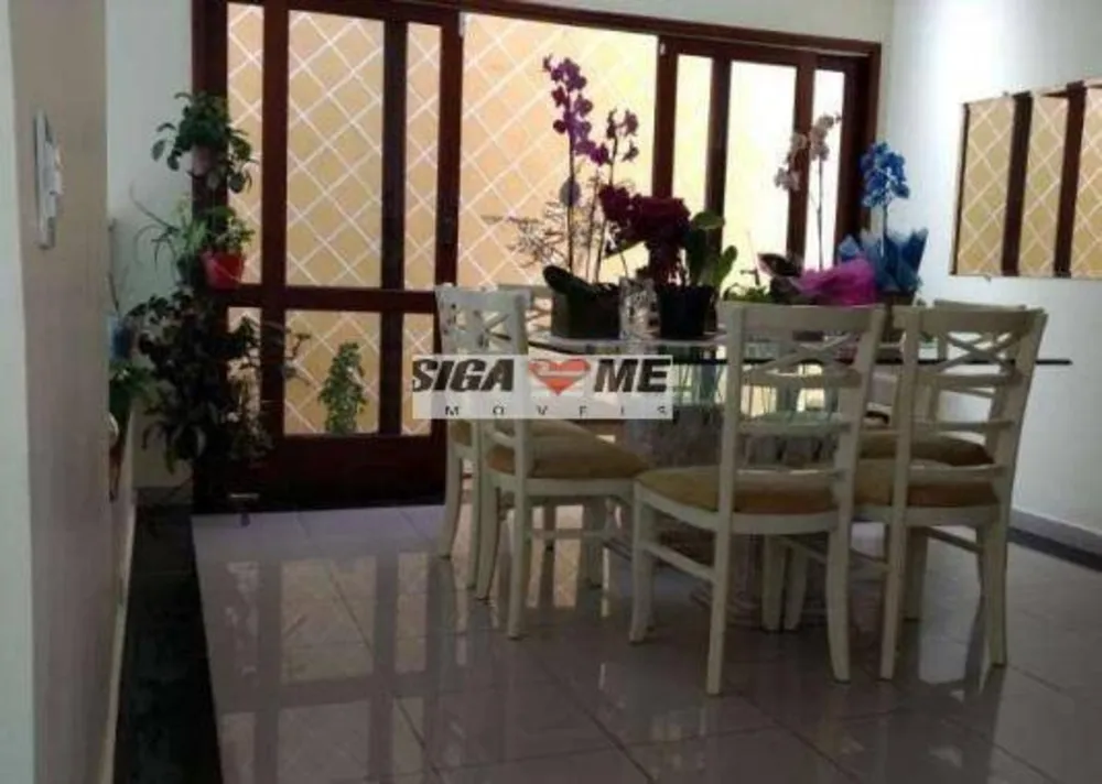 Casa, 3 quartos, 228 m² - Foto 15