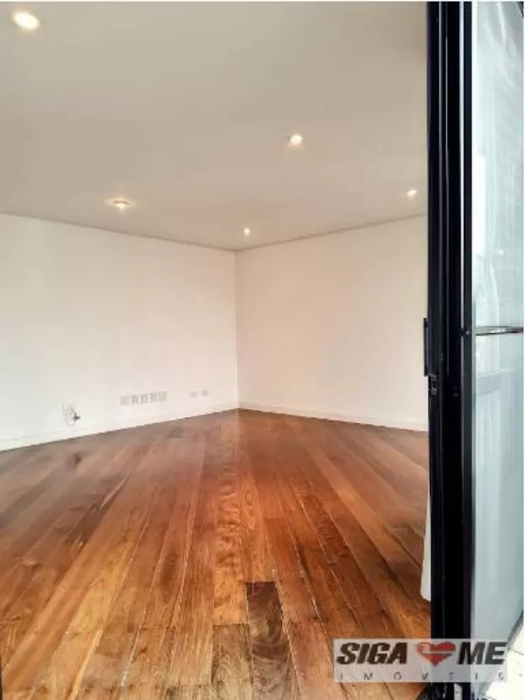 Apartamento para alugar com 2 quartos, 140m² - Foto 3