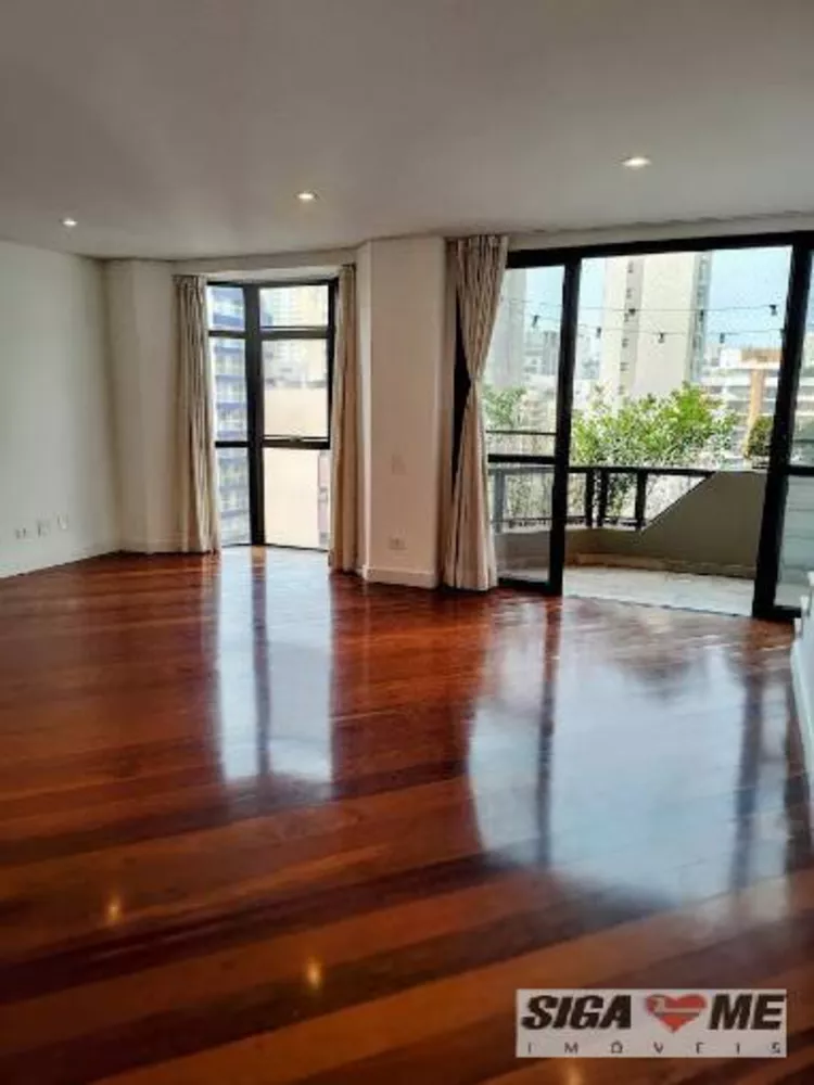 Apartamento para alugar com 2 quartos, 140m² - Foto 1