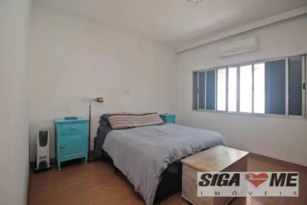 Casa à venda com 4 quartos, 300m² - Foto 2