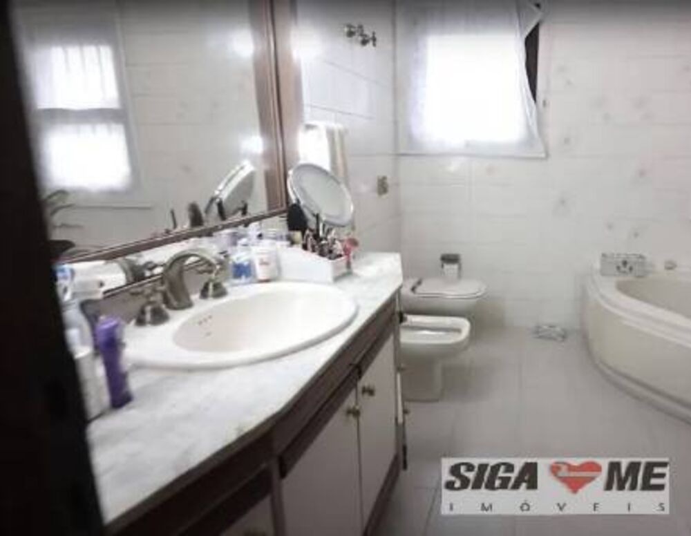 Sobrado à venda e aluguel com 4 quartos, 340m² - Foto 7