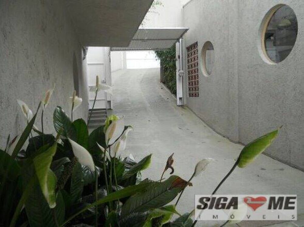 Sobrado à venda e aluguel com 4 quartos, 800m² - Foto 17