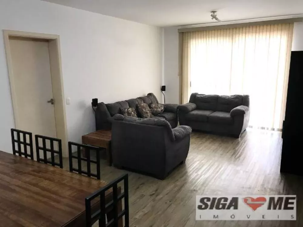 Apartamento à venda com 4 quartos, 170m² - Foto 2