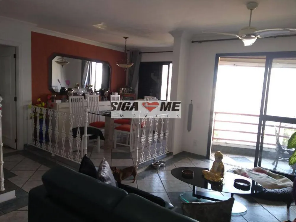 Apartamento, 3 quartos, 206 m² - Foto 1