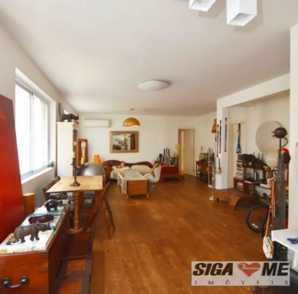 Apartamento à venda com 3 quartos, 147m² - Foto 2