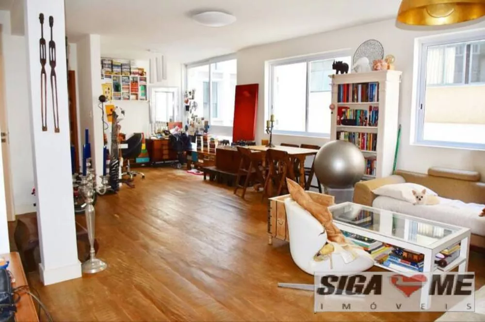 Apartamento à venda com 3 quartos, 147m² - Foto 1