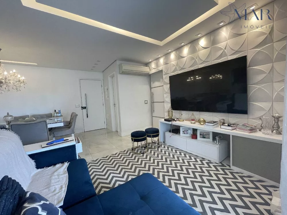 Apartamento à venda com 3 quartos, 131m² - Foto 1