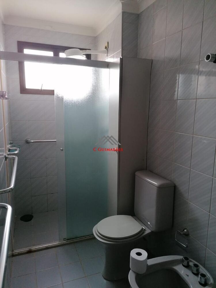 Apartamento à venda com 3 quartos, 185m² - Foto 8