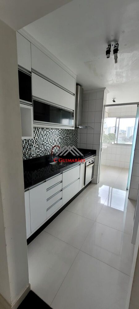 Apartamento à venda com 3 quartos, 82m² - Foto 3